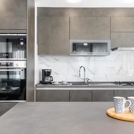 Elysian Zen Luxury - Two Bedroom With Terrace And Sea View